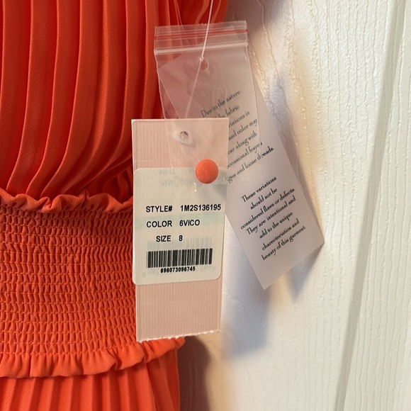 Nanette Lepore Coral Pleated Dress Size 8 - Picture 5 of 6